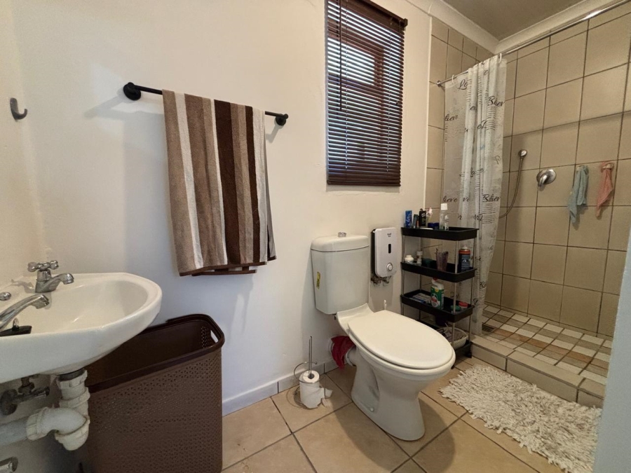 To Let 2 Bedroom Property for Rent in Brandwag Western Cape